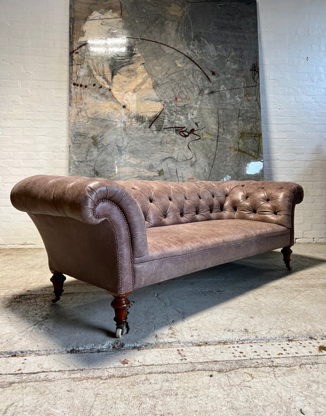 A Very Elegant Antique 19thC Leather Chesterfield Sofa in the Manner of Holland & Sons