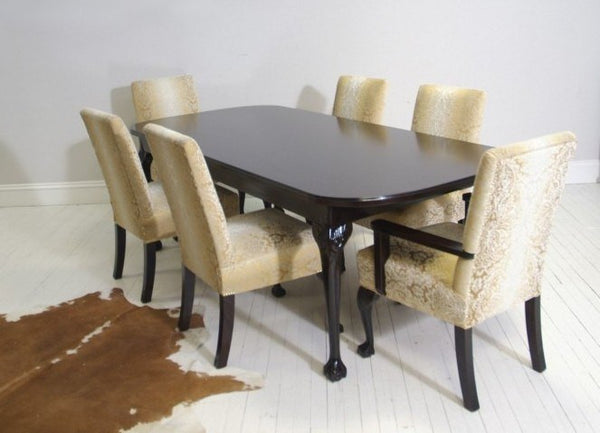 BESPOKE DINING TABLE AND CHAIRS