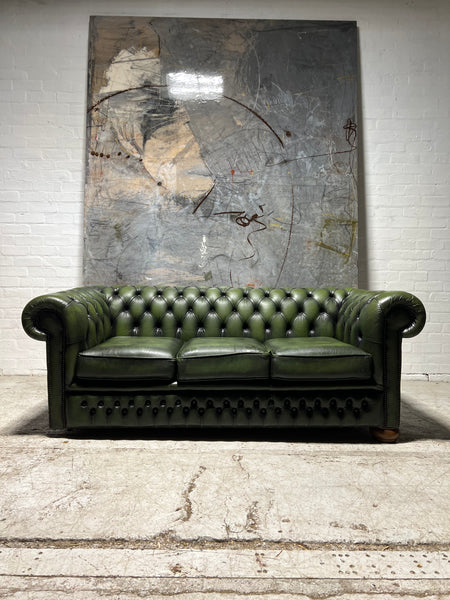 Lovely Twice Loved Forest Green Leather Chesterfield 3 Seat Sofa