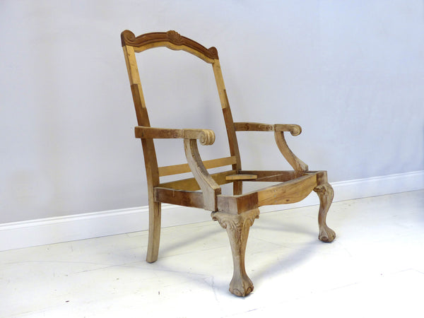 ANTIQUE ARMCHAIR FRAME : TO BE UPHOLSTERED