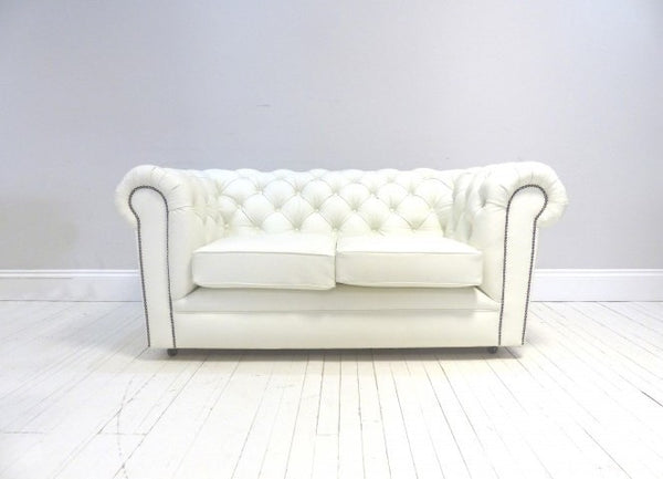 FULLY RESTORED CHESTERFIELD : ARCTIC WHITE