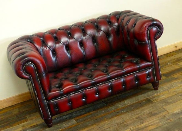 FULLY BUTTONED DEEP RED WINE TWO SEATER