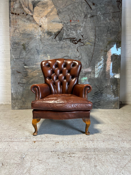 2 of 4 - A Beautiful Pair of Beat Side Chairs in Lovely Rich Brown Leather