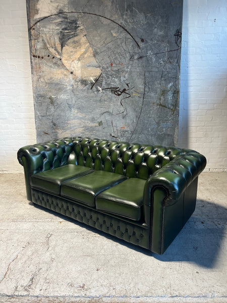 A lovely Rich Green Leather 3 Seater Chesterfield Sofa