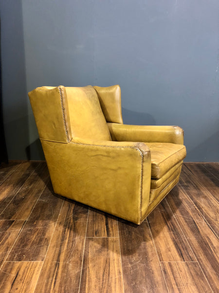 Amazingly Cool & Comfortable Vintage Leather chair