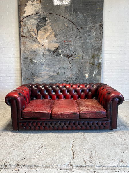 Rustic chesterfield clearance sofa