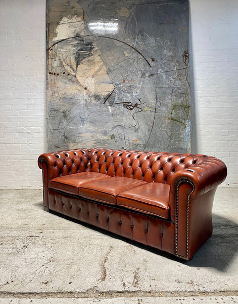 A Very Cool MidC Vintage Leather Chesterfield Suite in Burnt Red