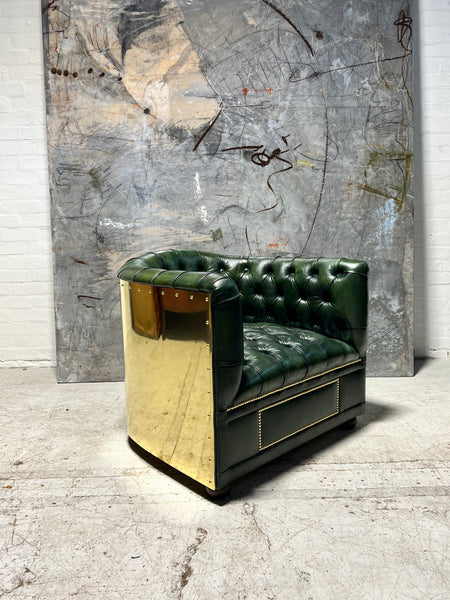 Our Flying Wing Aviation Chair with Humidor