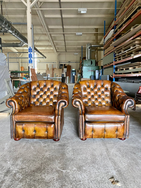 A Beautiful Arch Backed Chesterfield suite in Hand Dyed Leathers