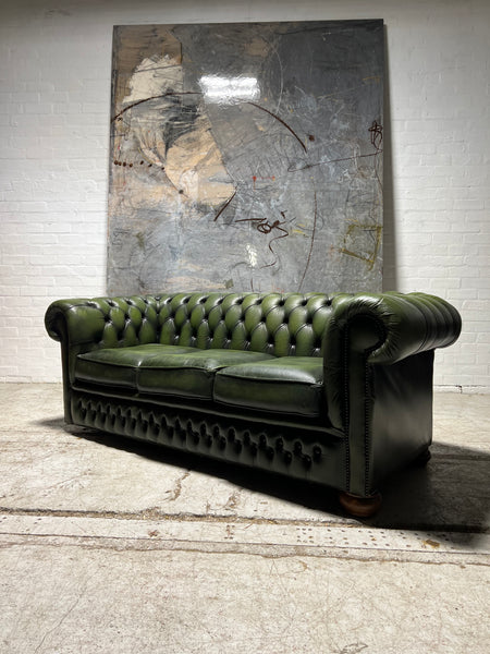 Lovely Twice Loved Forest Green Leather Chesterfield 3 Seat Sofa