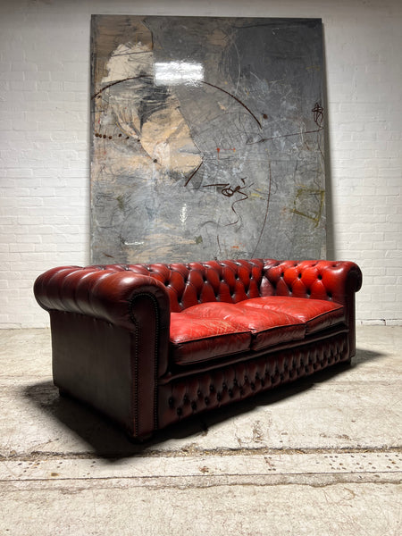 Amazing Value Leather Chesterfield Sofa in Reds