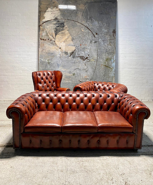 A Very Cool MidC Vintage Leather Chesterfield Suite in Burnt Red