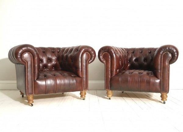 THE MILENA CHESTERFIELD SUITE : RICH WALNUT