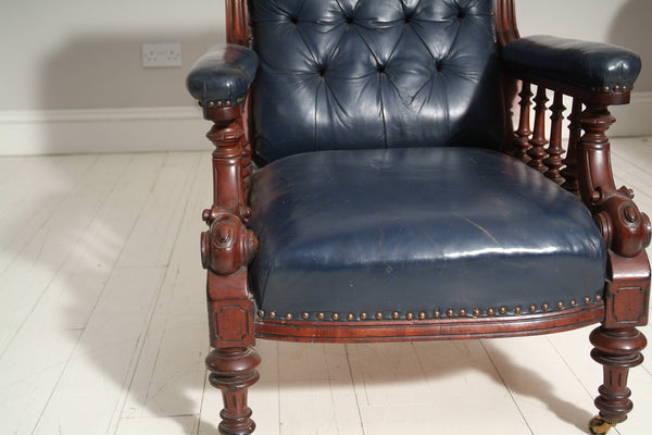 Antique chair with brown finishing 