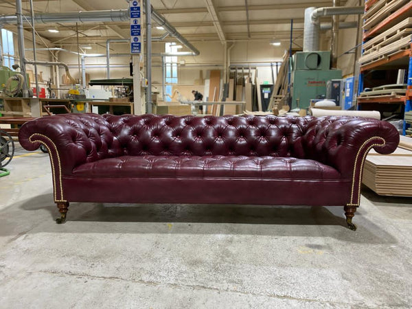 Fully Restored Early 19thC William IV Chesterfield Sofa