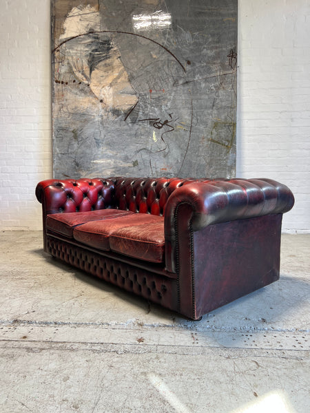 A Really Great Rustic Wine 3 Seat Leather Chesterfield Sofa