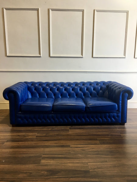 A real "POP" of Colour!  Royal Blue Leather Sofa