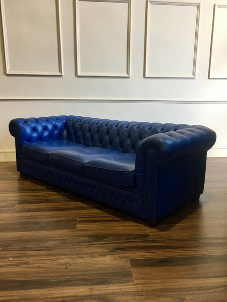 A real "POP" of Colour!  Royal Blue Leather Sofa