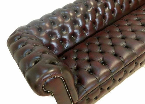 TRADITIONAL FOUR SEAT CHESTERFIELD